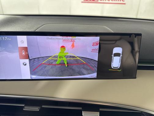 2026 Genesis GV70 2.5T Select