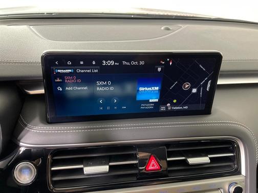 2026 Genesis G70 2.5T Standard