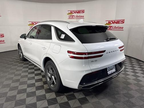 2026 Genesis GV70 2.5T Select