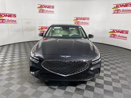 2026 Genesis G70 2.5T Prestige