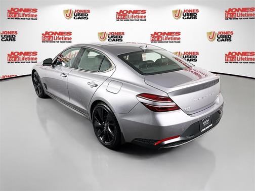 2023 Genesis G70 2.0T