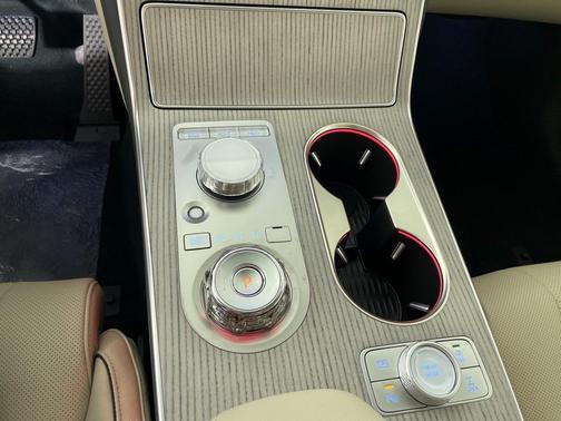 2025 Genesis GV80 2.5T Prestige