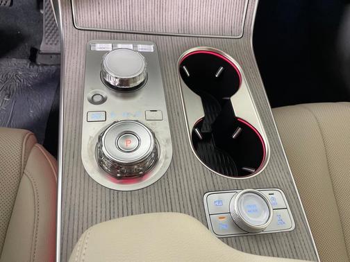 2025 Genesis GV80 2.5T