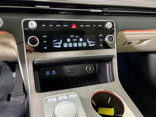2025 Genesis GV80 2.5T