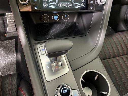 2024 Genesis G70 2.5T