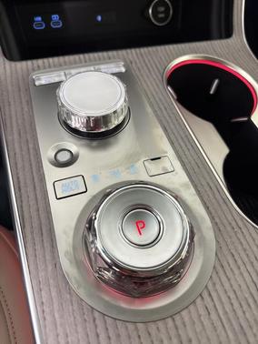2025 Genesis GV80 2.5T Advanced