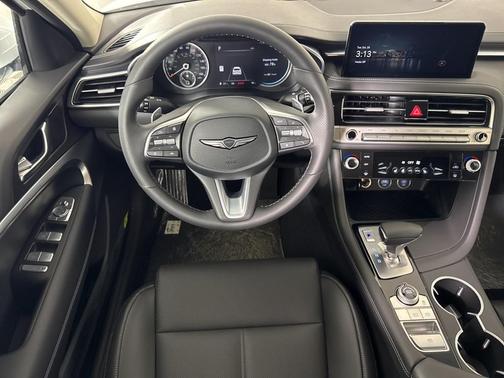 2026 Genesis G70 2.5T Standard