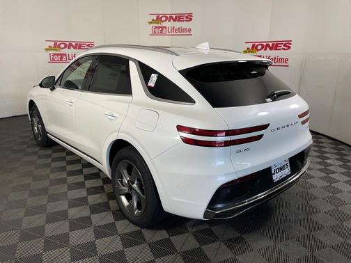 2026 Genesis GV70 2.5T
