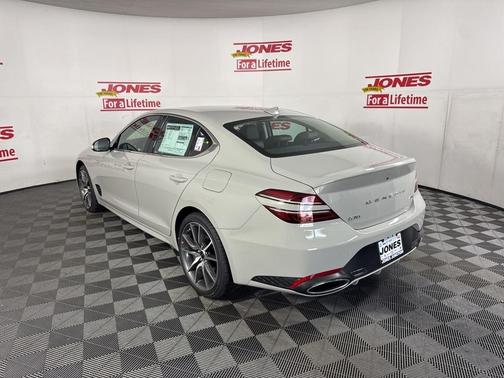 2026 Genesis G70 2.5T Standard