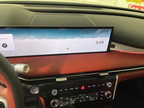 2025 Genesis G80 3.5T
