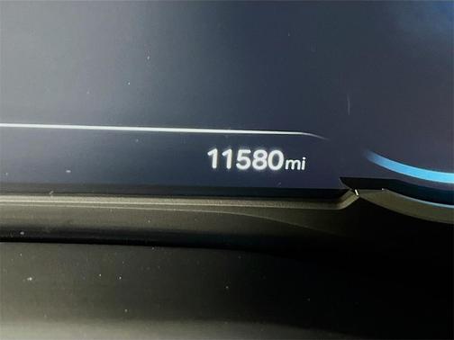 2024 Genesis G70 2.5T