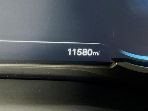 2024 Genesis G70 2.5T
