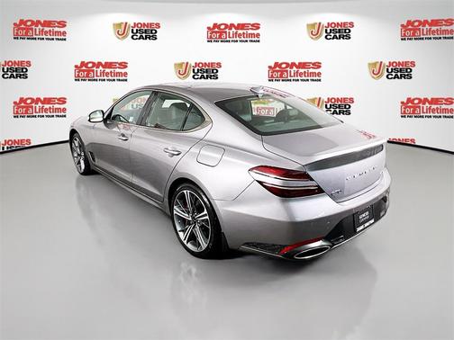 2024 Genesis G70 2.5T