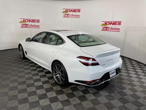 2026 Genesis G70 2.5T Prestige