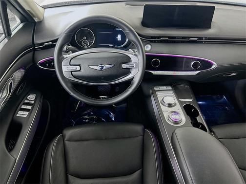 2024 Genesis GV70 2.5T