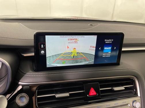 2026 Genesis G70 2.5T Standard