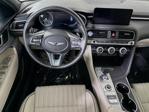 2022 Genesis G70 2.0T