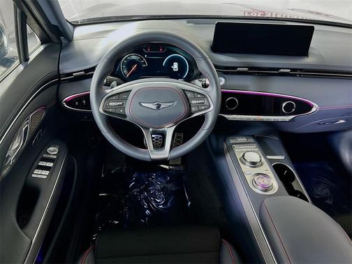 2024 Genesis GV70 2.5T