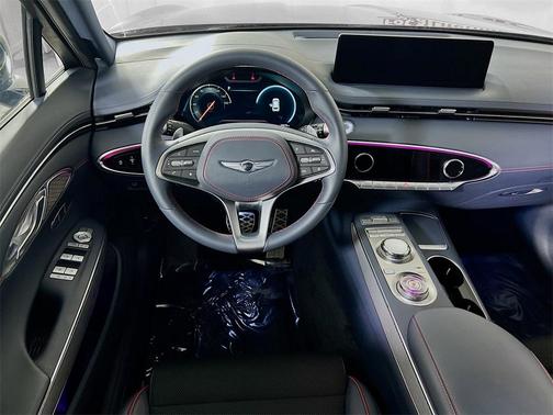 2024 Genesis GV70 2.5T