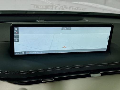 White 2025 Genesis Electrified GV70 Advanced