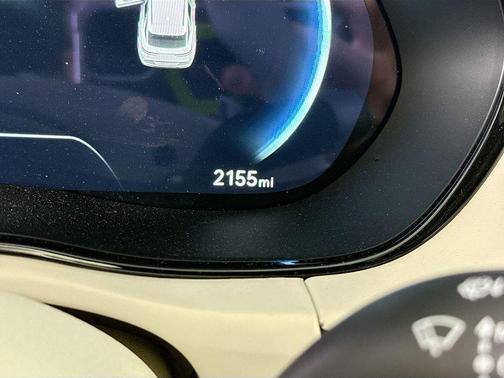 White 2025 Genesis Electrified GV70 Advanced