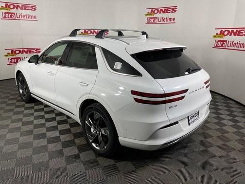 2025 Genesis Electrified GV70 Advanced