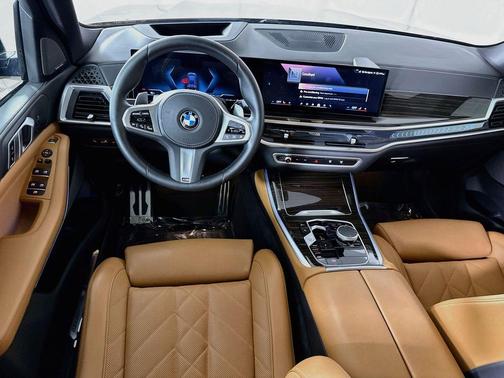 Black Sapphire Metallic 2024 BMW X5 xDrive40i