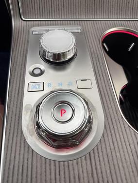 2025 Genesis GV80 2.5T Advanced