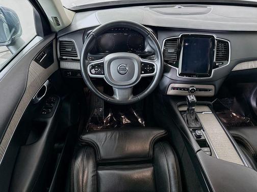 2022 Volvo XC90 T6 Inscription 6 Passenger