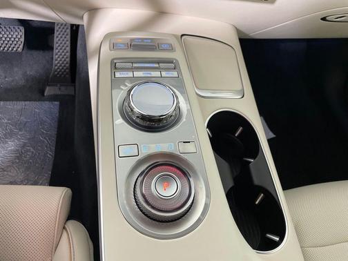 2025 Genesis Electrified GV70 Advanced