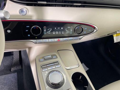 2025 Genesis Electrified GV70 Advanced