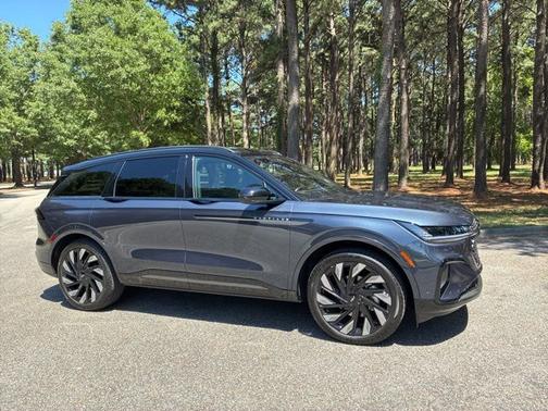BLUE PANTHER METALLIC 2024 Lincoln Nautilus RESERVE