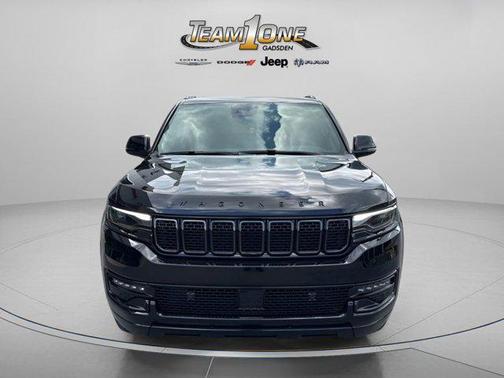 Diamond Black Crystal Pearlcoat 2025 Jeep Wagoneer Series II 4x4