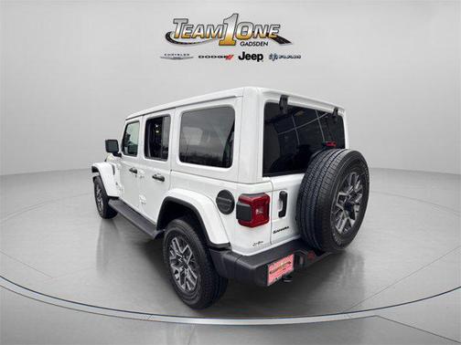 2026 Jeep Wrangler 4-Door Sahara 4x4