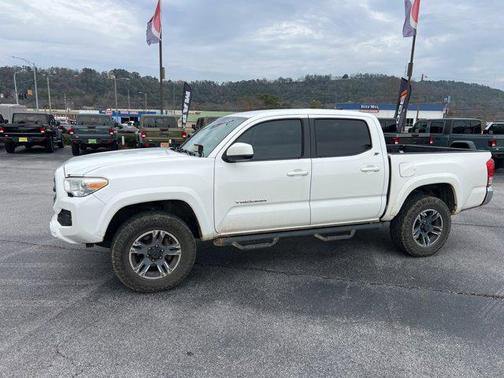 2016 Toyota Tacoma SR5