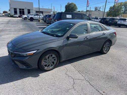 2024 Hyundai ELANTRA HEV Blue