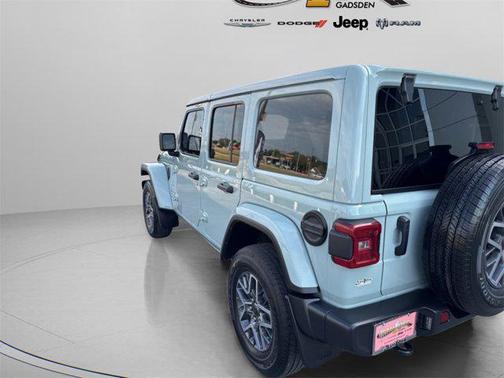 2024 Jeep Wrangler 4-Door Sahara 4x4