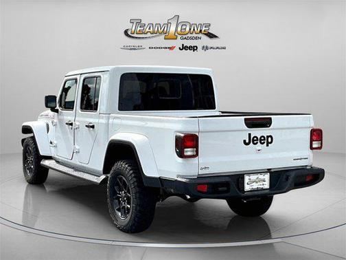 2025 Jeep Gladiator High Tide