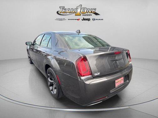 2020 Chrysler 300 Touring