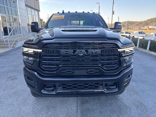 2025 RAM 2500 Laramie Crew Cab 4x4 6'4' Box