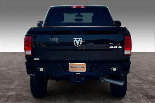 2018 RAM 2500 Tradesman Crew Cab 4x4 6'4' Box