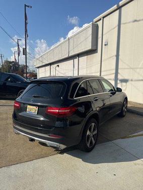 2016 Mercedes-Benz GLC 300 Base
