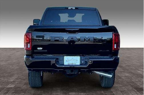 2025 RAM 2500 Big Horn Crew Cab 4x4 6'4' Box