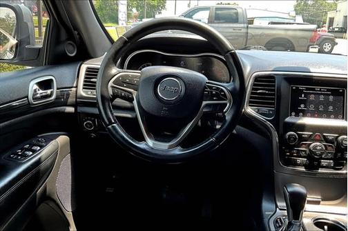 2019 Jeep Grand Cherokee Laredo