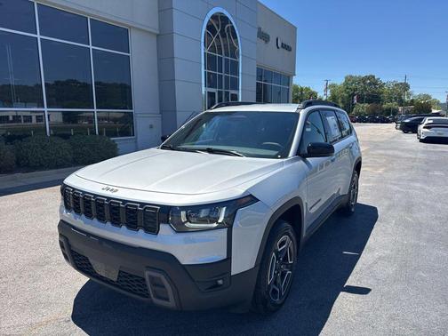 Silver Zynith Clearcoat 2026 Jeep Cherokee Limited