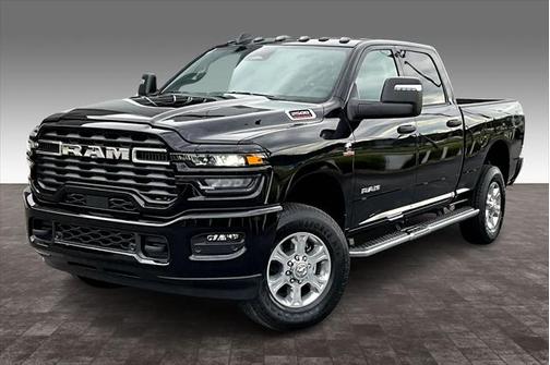 2025 RAM 2500 Big Horn Crew Cab 4x4 6'4' Box
