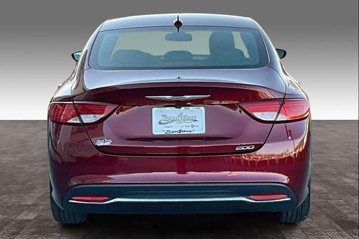 2017 Chrysler 200 Limited