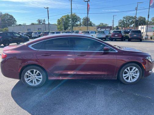 2017 Chrysler 200 Limited