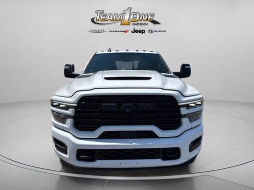Bright White Clearcoat 2026 RAM 3500 Laramie Crew Cab 4x4 8' Box
