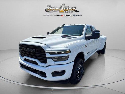 Bright White Clearcoat 2026 RAM 3500 Laramie Crew Cab 4x4 8' Box